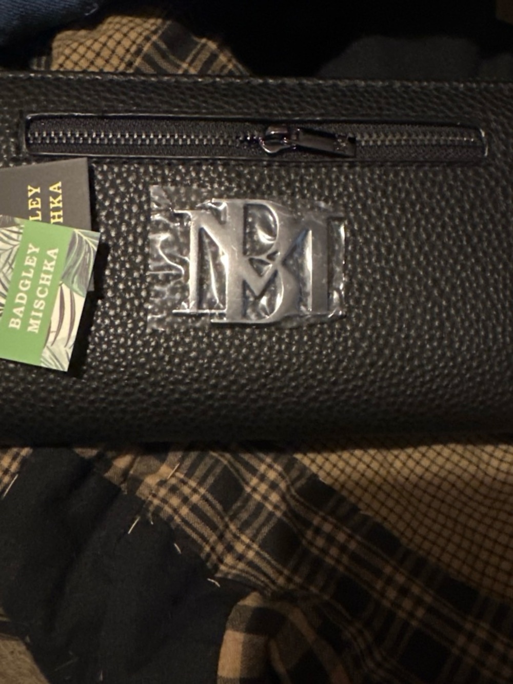 Badgley Mischka Men's Black Pebbled Leather Crossbody Wallet with Silver Logo